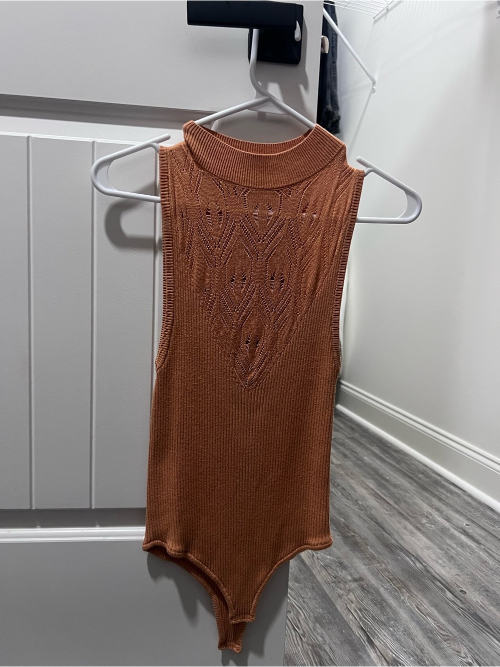 Sleeveless Mock Neck Ribbed Bodysuit in Rust